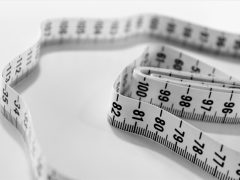 Image of a measuring tape to illustrate whyFasting For Women Is Not As Effective For Weight-Loss